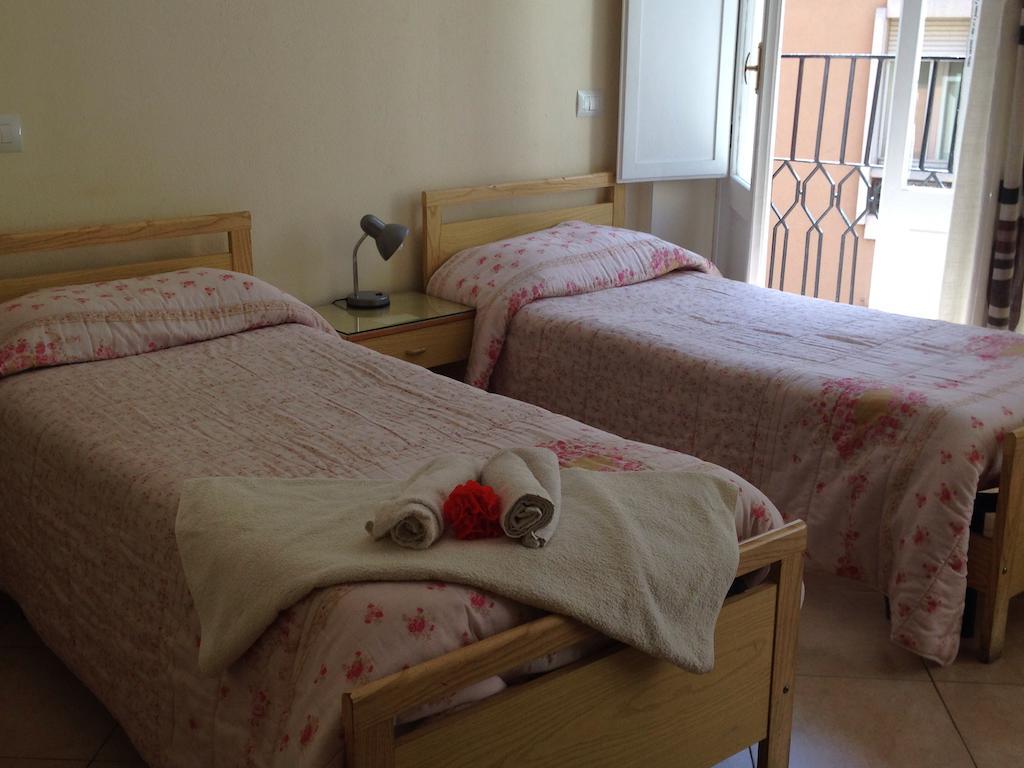 Albergo La Perla 卡利亚里 外观 照片